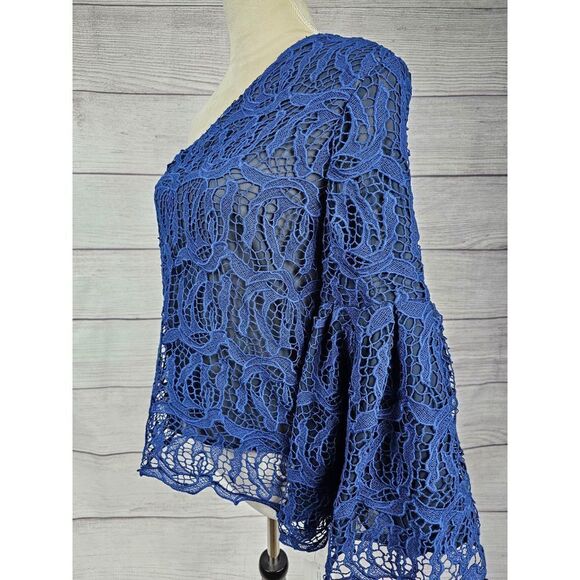 Chelsea 28 One Shoulder Lace Over Top Blue and Black Size Small - Picture 6 of 9